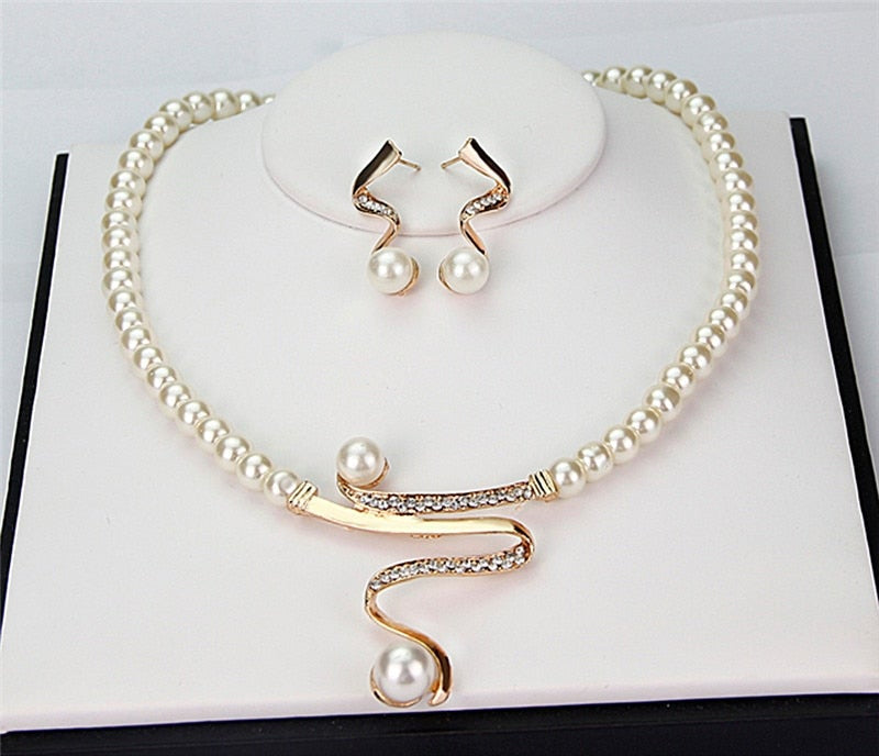 Natuurlijke Parel Halsketting + Oorbellen Set